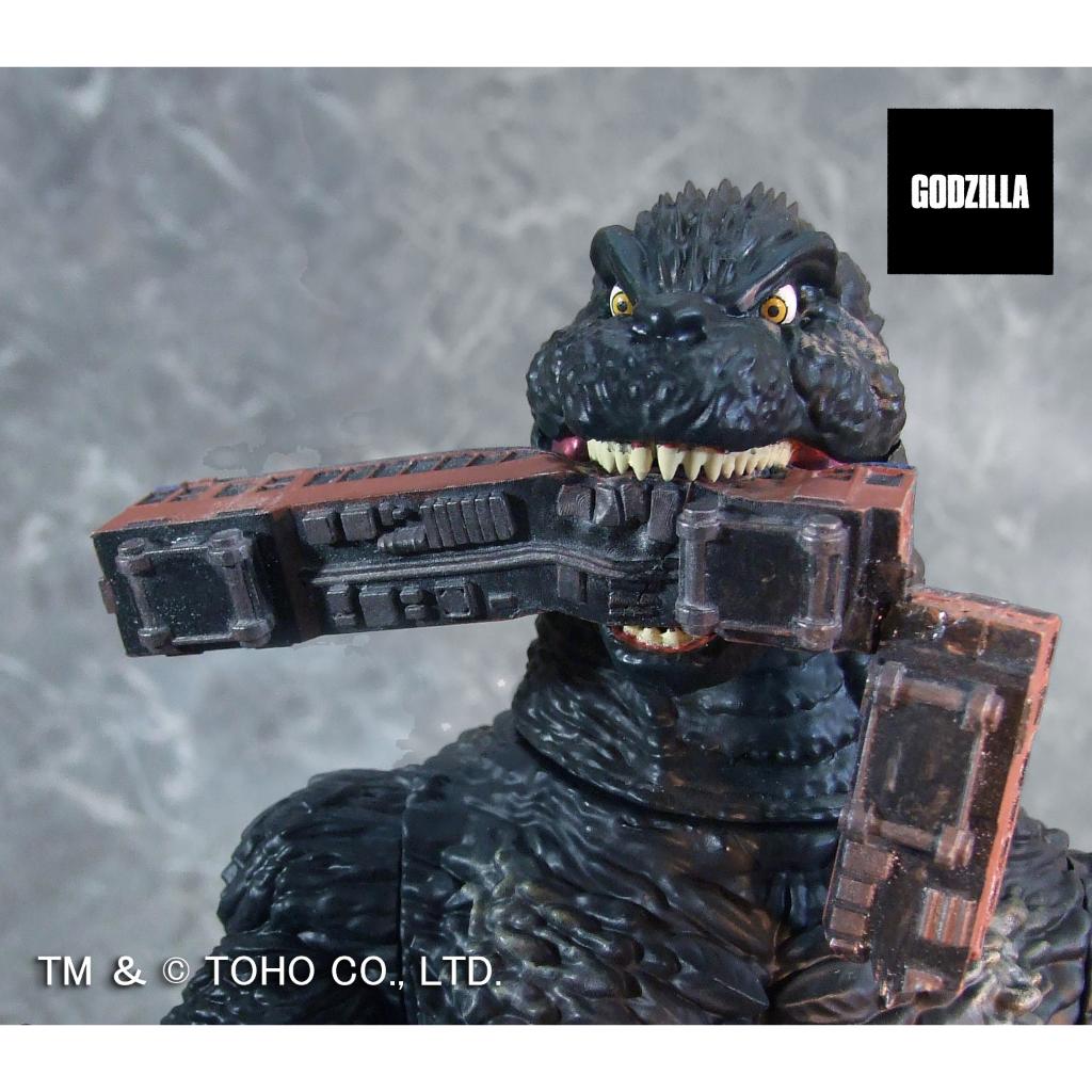 G Saurus Series - Godzilla (2023) Biting The Train Ver