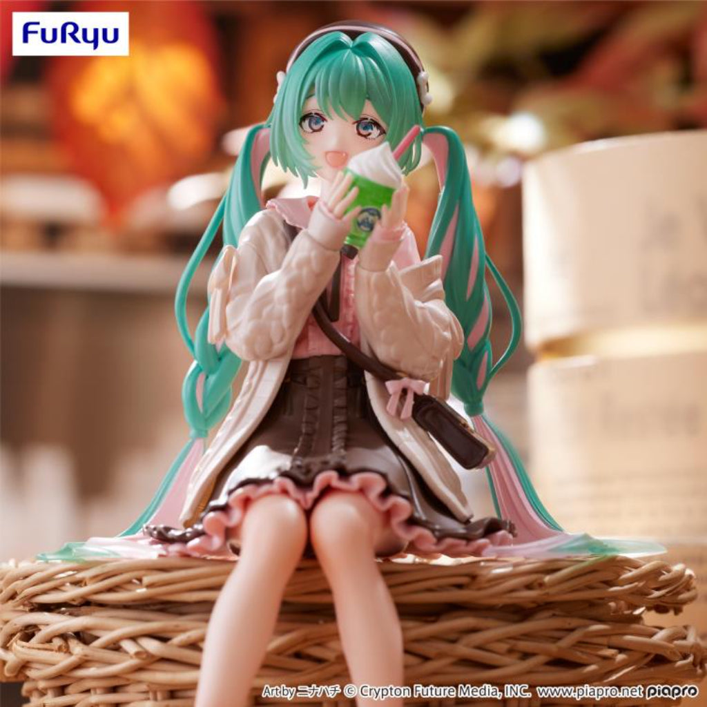 FuRyu Hatsune Miku Autumn Date Noodle Stopper Figure