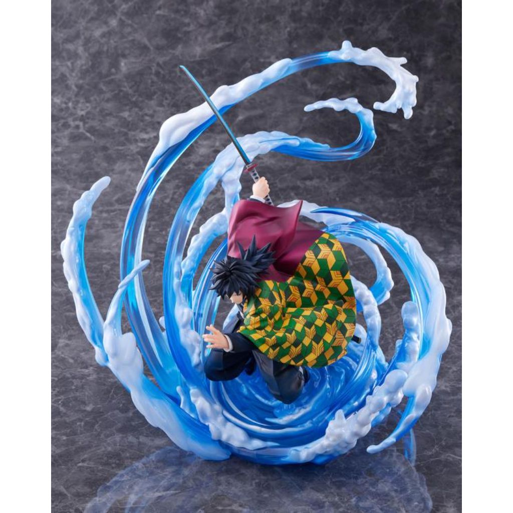 Demon Slayer: Kimetsu No Yaiba - Giyu Tomioka Dx Ver. Figurine