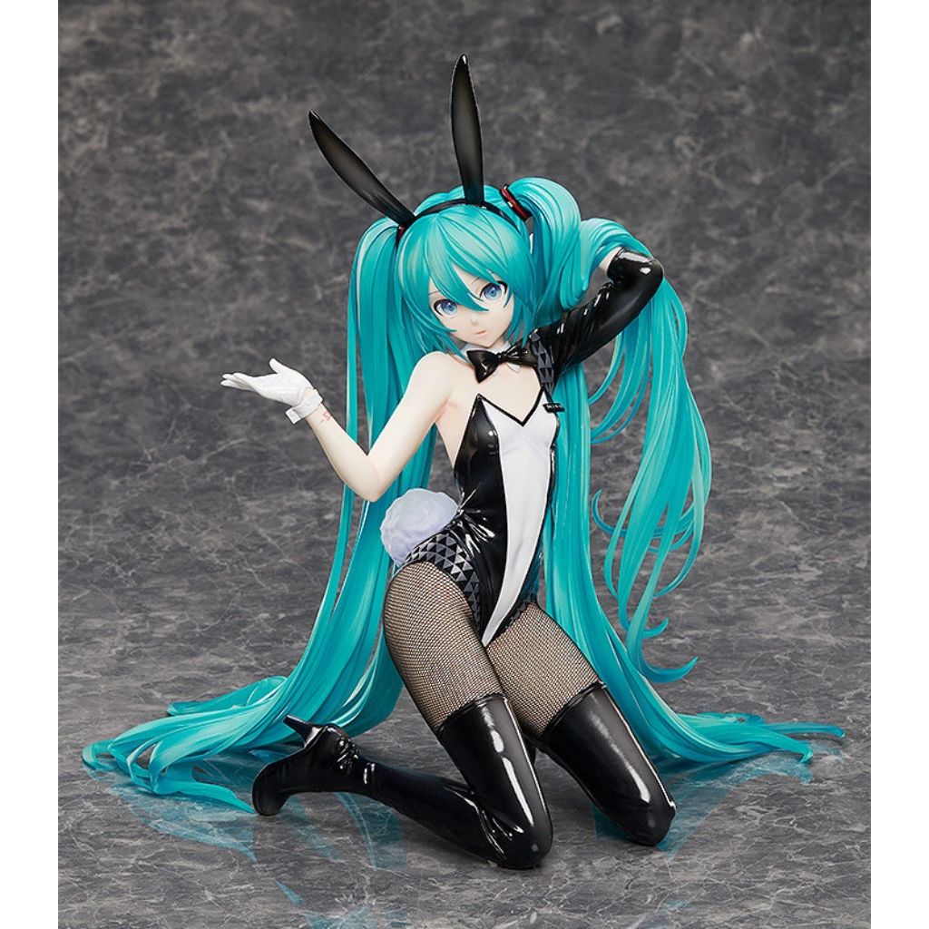 Hatsune Miku Bunny Ver. / Art By Sanmuyyb Figurine