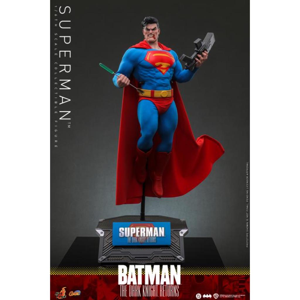 CMS032 Batman: The Dark Knight Returns - 1/6th scale Superman