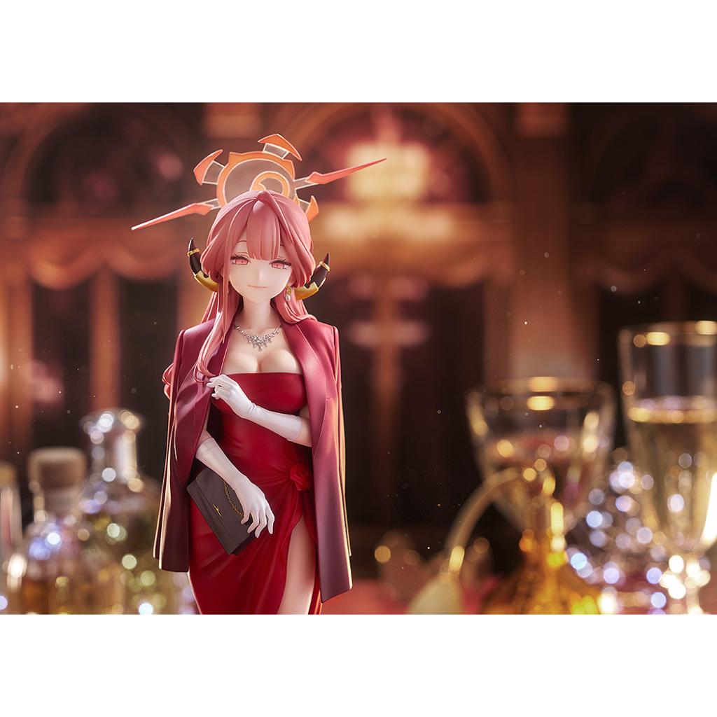 Blue Archive - Aru (Dress) Figurine