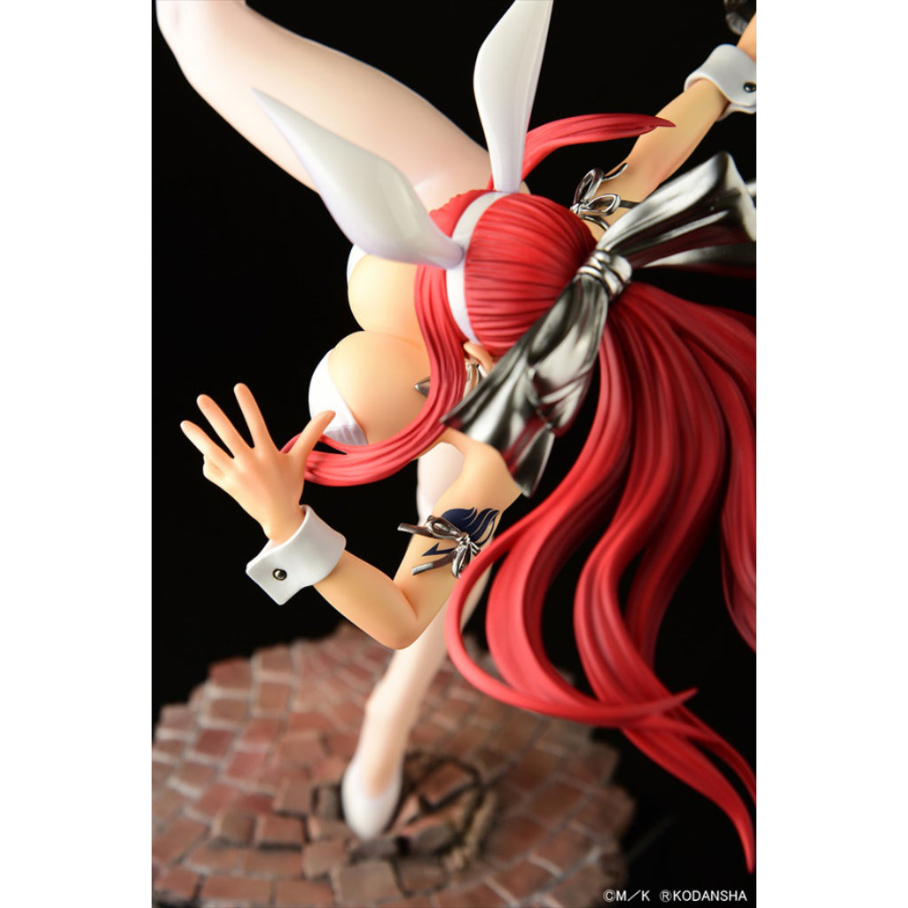 Fairy Tail - Erza Scarlet High Kick Ver. White Bunny Figurine
