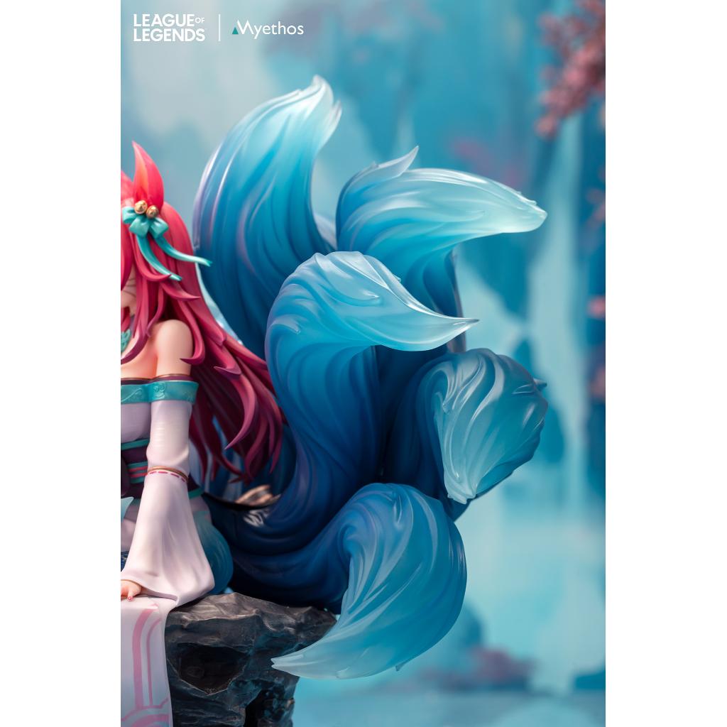 Spirt Blossom - Ahri Figurine