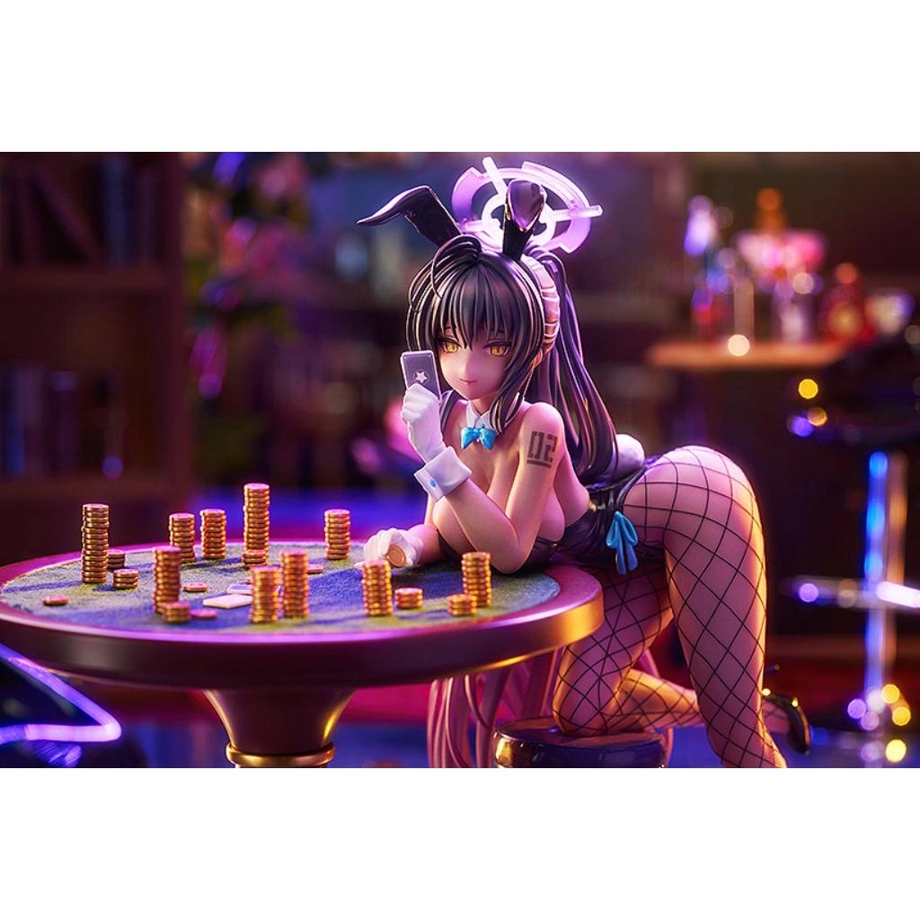 Blue Archive - Karin Kakudate (Bunny Girl): Game Playing Ver. Figurine