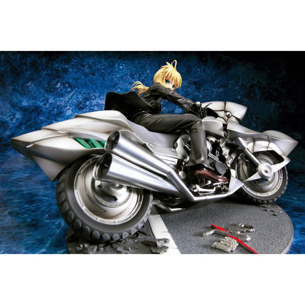 Fate/Zero - Saber & Saber Motored Cuirassier Figurine (3Rd Reissue)