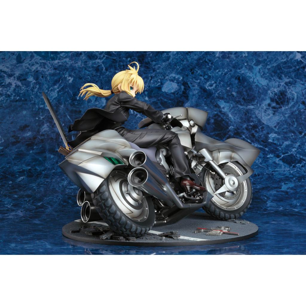 Fate/Zero - Saber & Saber Motored Cuirassier Figurine (3Rd Reissue)