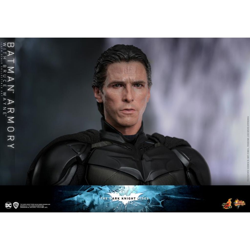 MMS702 The Dark Knight Rises - Batman Armory With Bruce Wayne