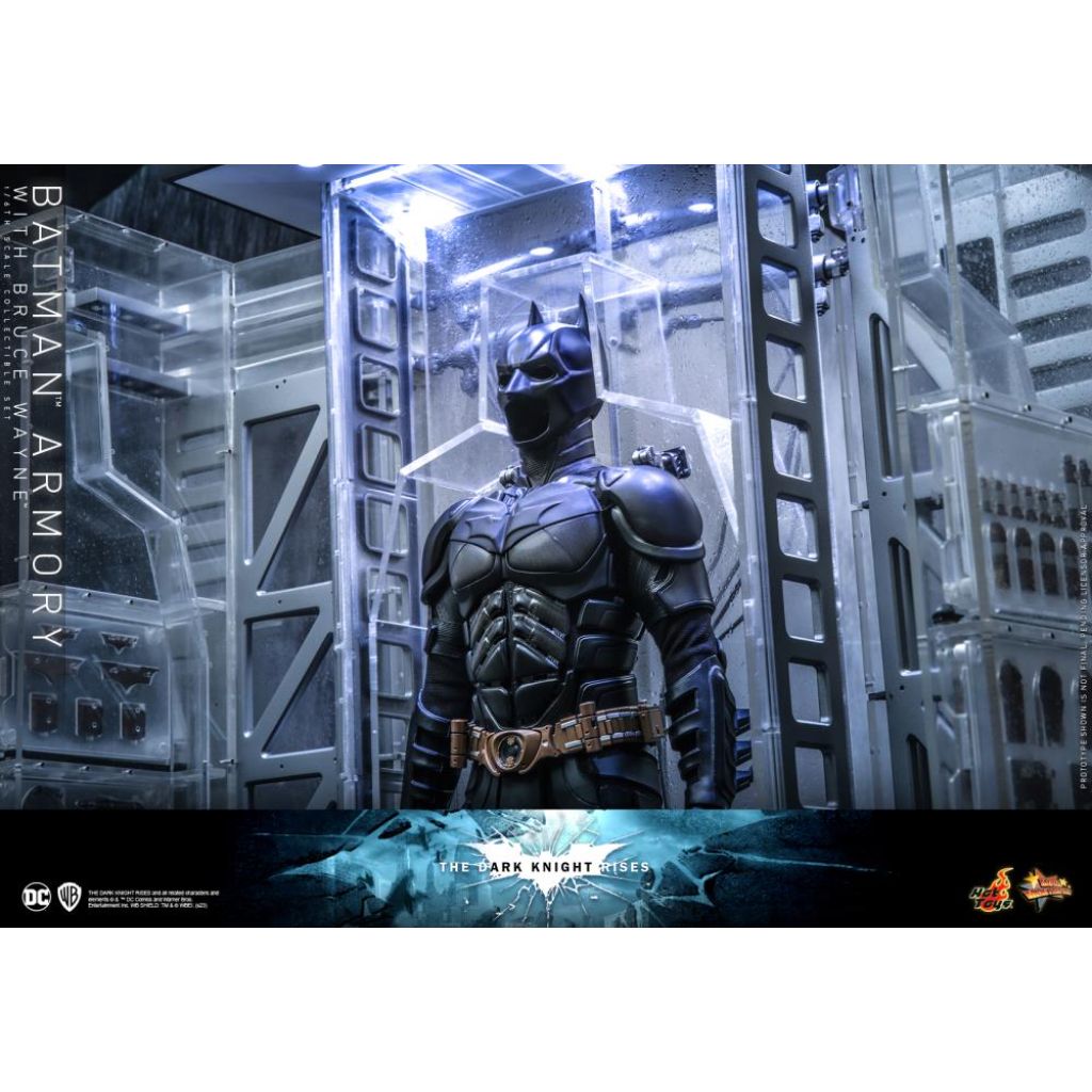 MMS702 The Dark Knight Rises - Batman Armory With Bruce Wayne