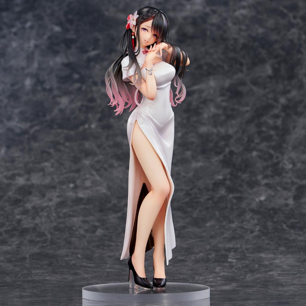 Mai Okuma Illustration - Healing White Chinese Dress Lady Figurine
