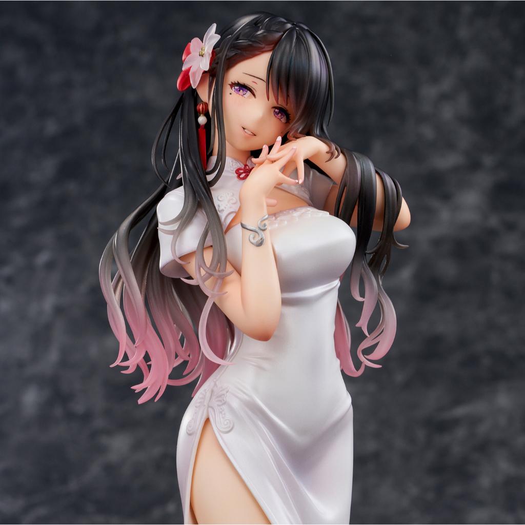 Mai Okuma Illustration - Healing White Chinese Dress Lady Figurine