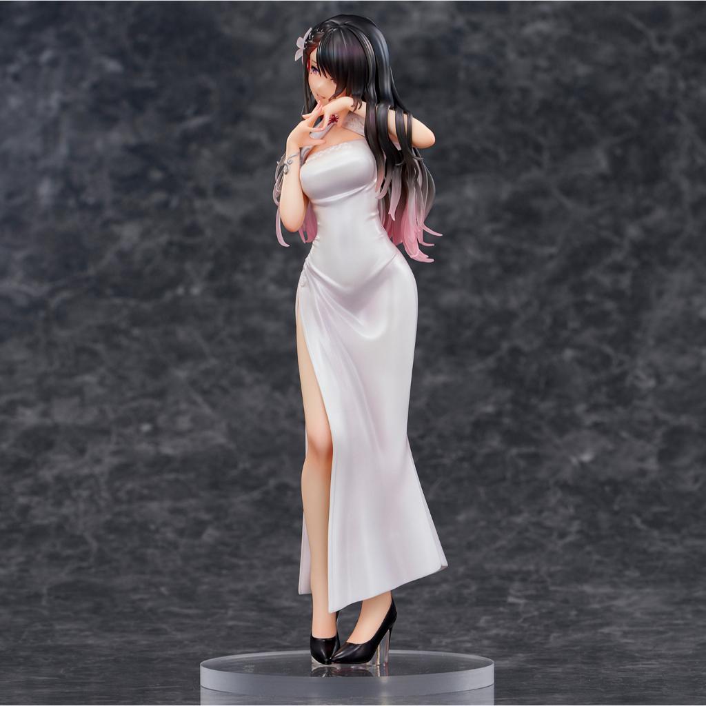 Mai Okuma Illustration - Healing White Chinese Dress Lady Figurine