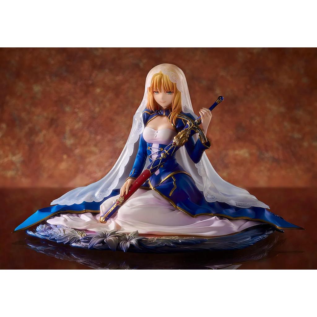 Fate/Stay Night - Saber Garden Of Avalon Figurine