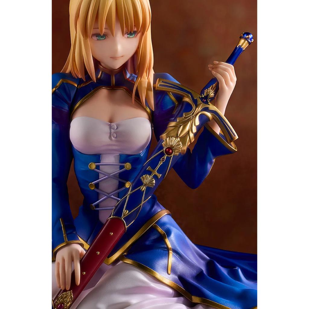 Fate/Stay Night - Saber Garden Of Avalon Figurine