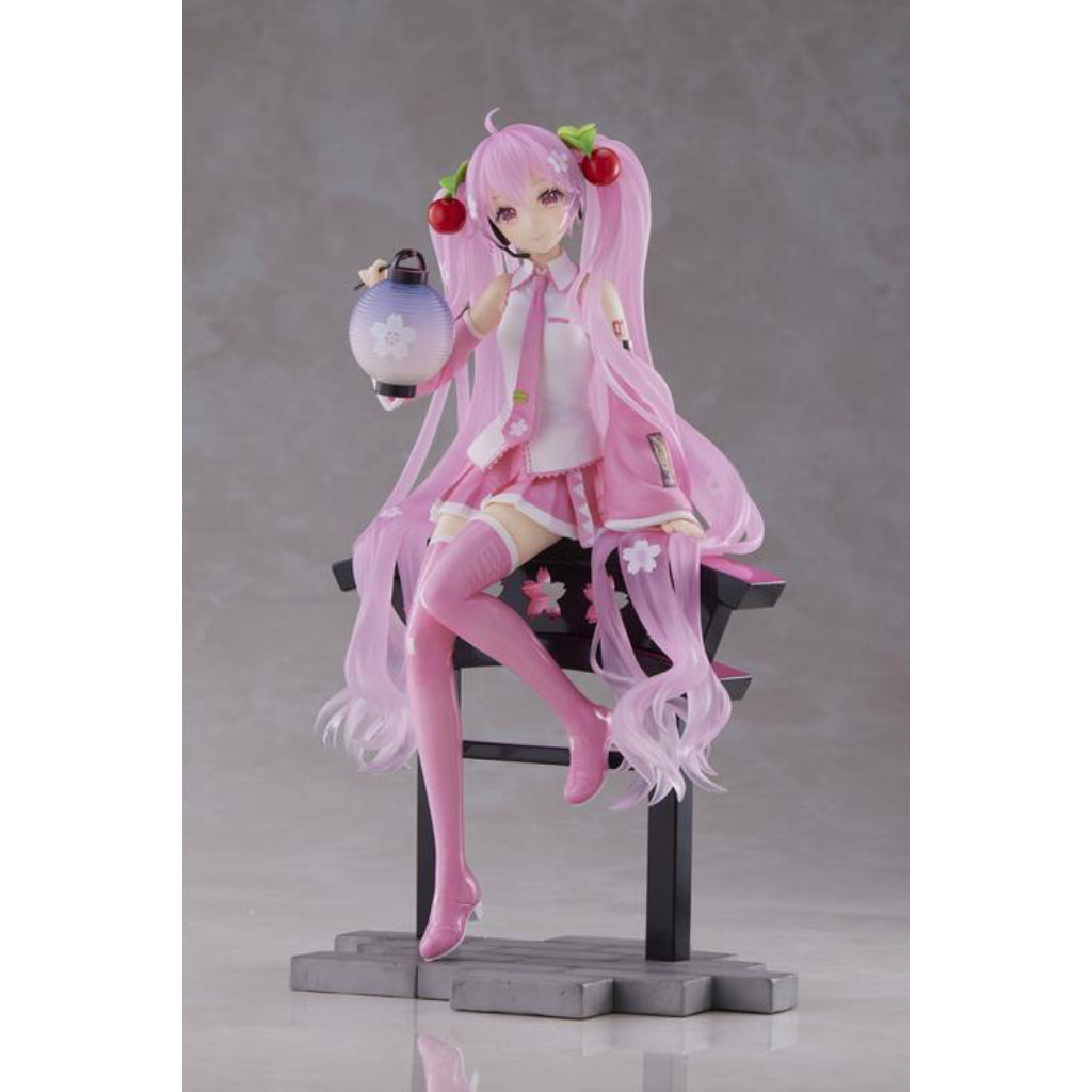 Taito AMP+ Sakura Miku Lantern Ver Figure