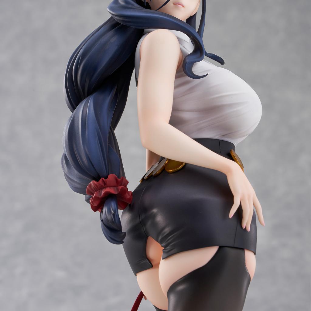 Yoshio Figurine Illustration - Ol