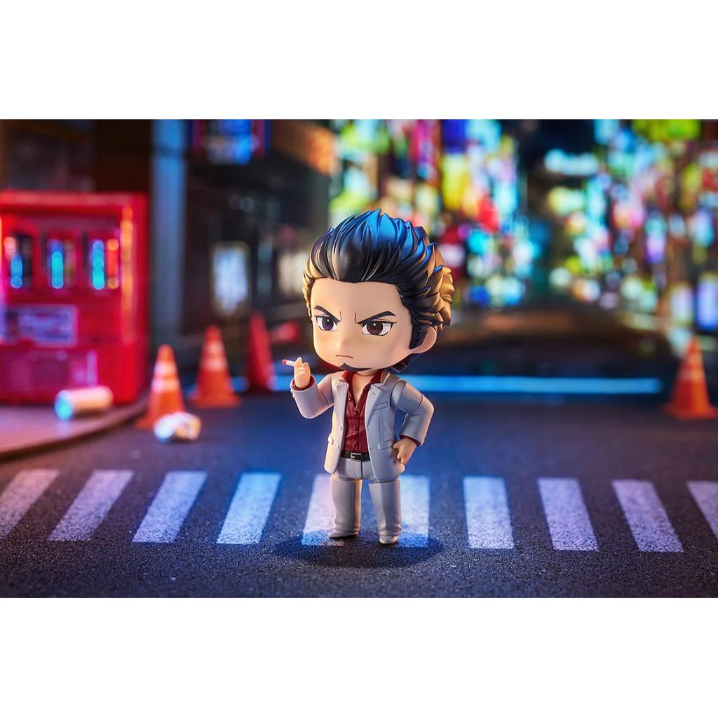 Nendoroid 2719 Yakuza - Kazuma Kiryu