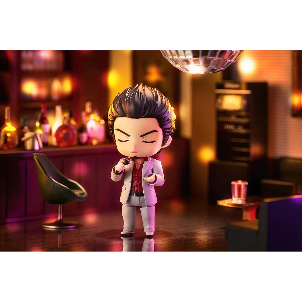 Nendoroid 2719 Yakuza - Kazuma Kiryu