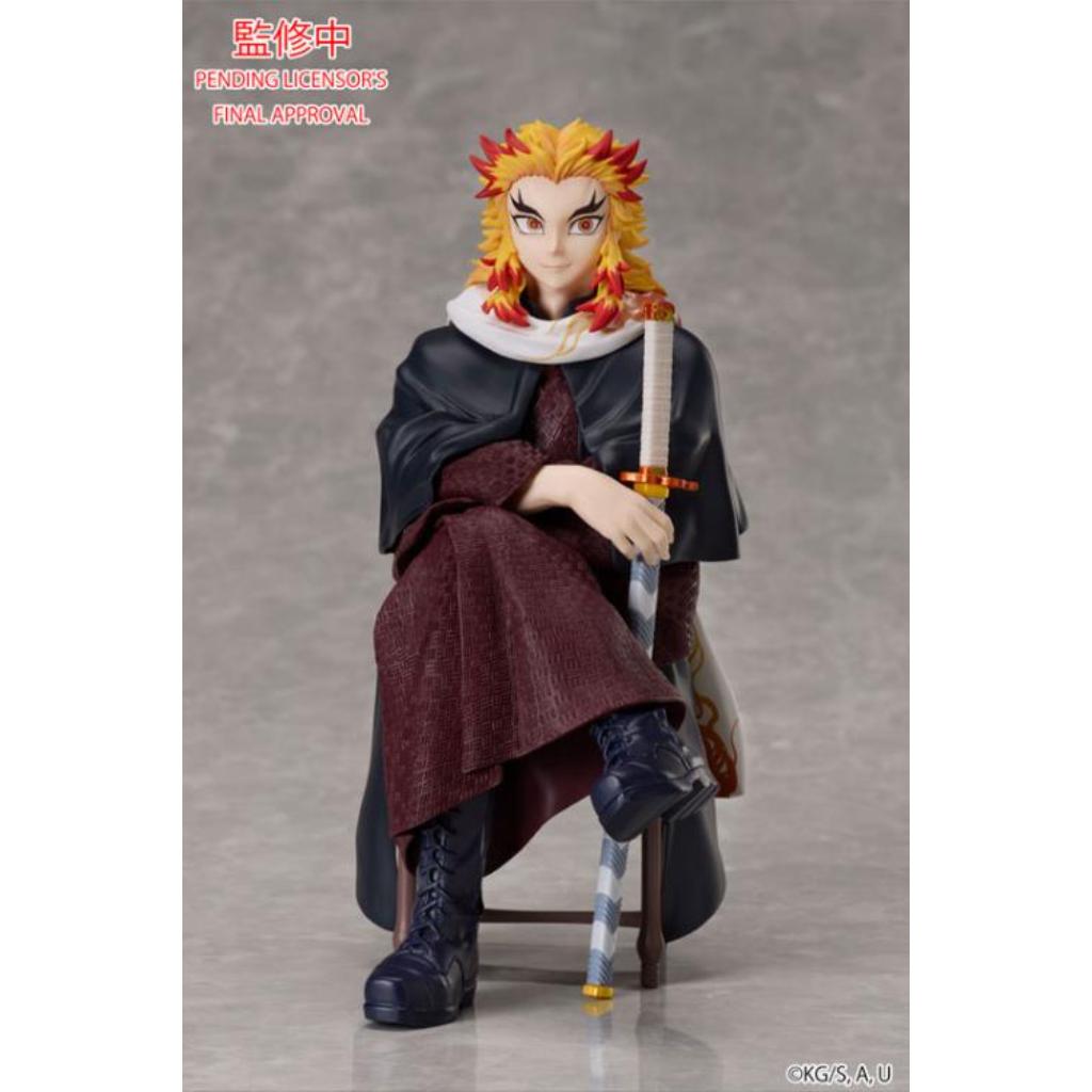 Demon Slayer: Kimetsu No Yaiba - Kyojuro Rengoku Non Scale Figure