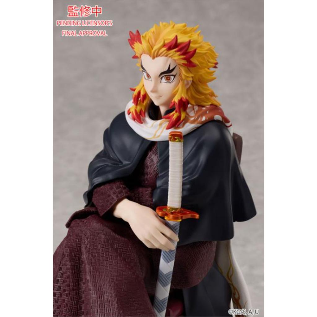 Demon Slayer: Kimetsu No Yaiba - Kyojuro Rengoku Non Scale Figure
