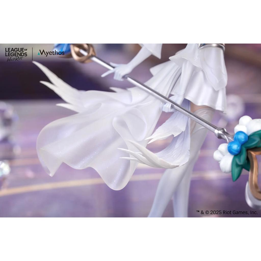 Gift+ League Of Legends: Wild Rift - Crystal Rose Lux Figurine