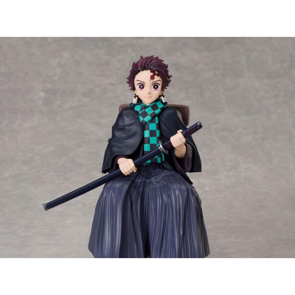 Demon Slayer: Kimetsu No Yaiba - Tanjiro Kamado Non Scale Figure