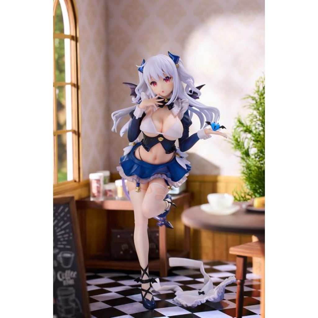 Liliya Classical Blue Style Figurine