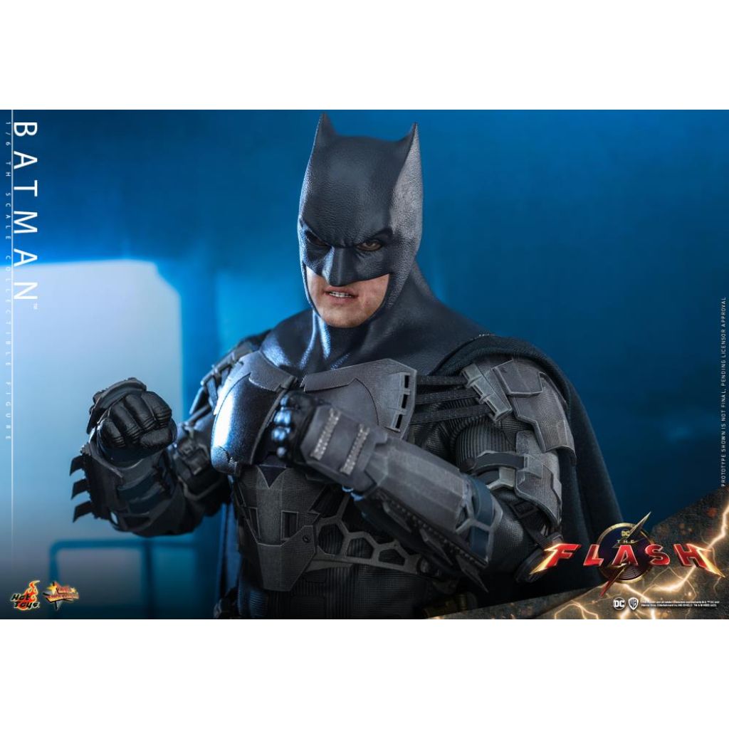 MMS703 The Flash - 1/6th scale Batman