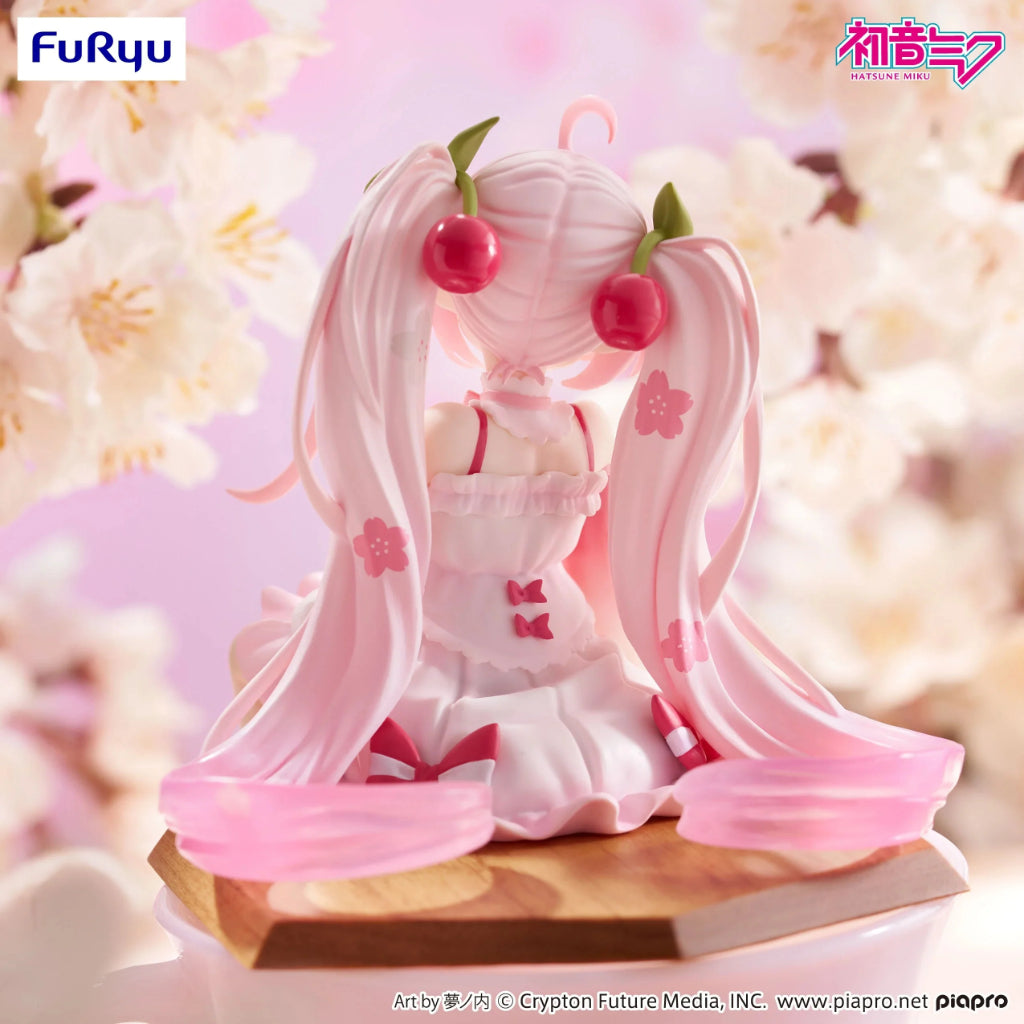 FuRyu Sakura Miku 2025 Wink Ver. Hatsune Miku Noodle Stopper