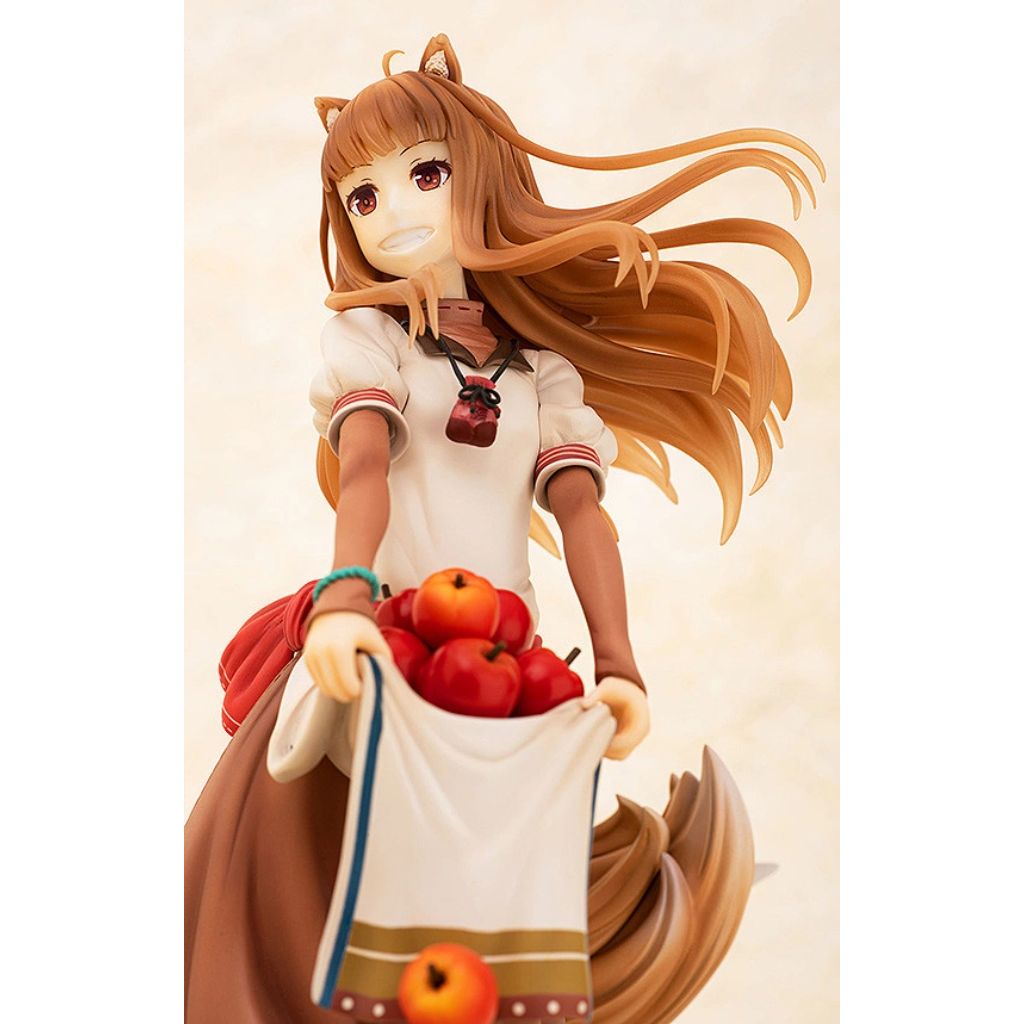 Spice And Wolf - Holo: Plentiful Apple Harvest Ver. Figurine (Reissue)