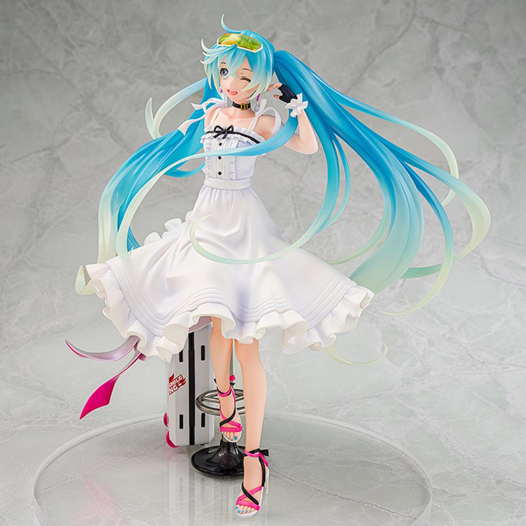 Racing Miku 2021: Vacation Style Ver. Figurine