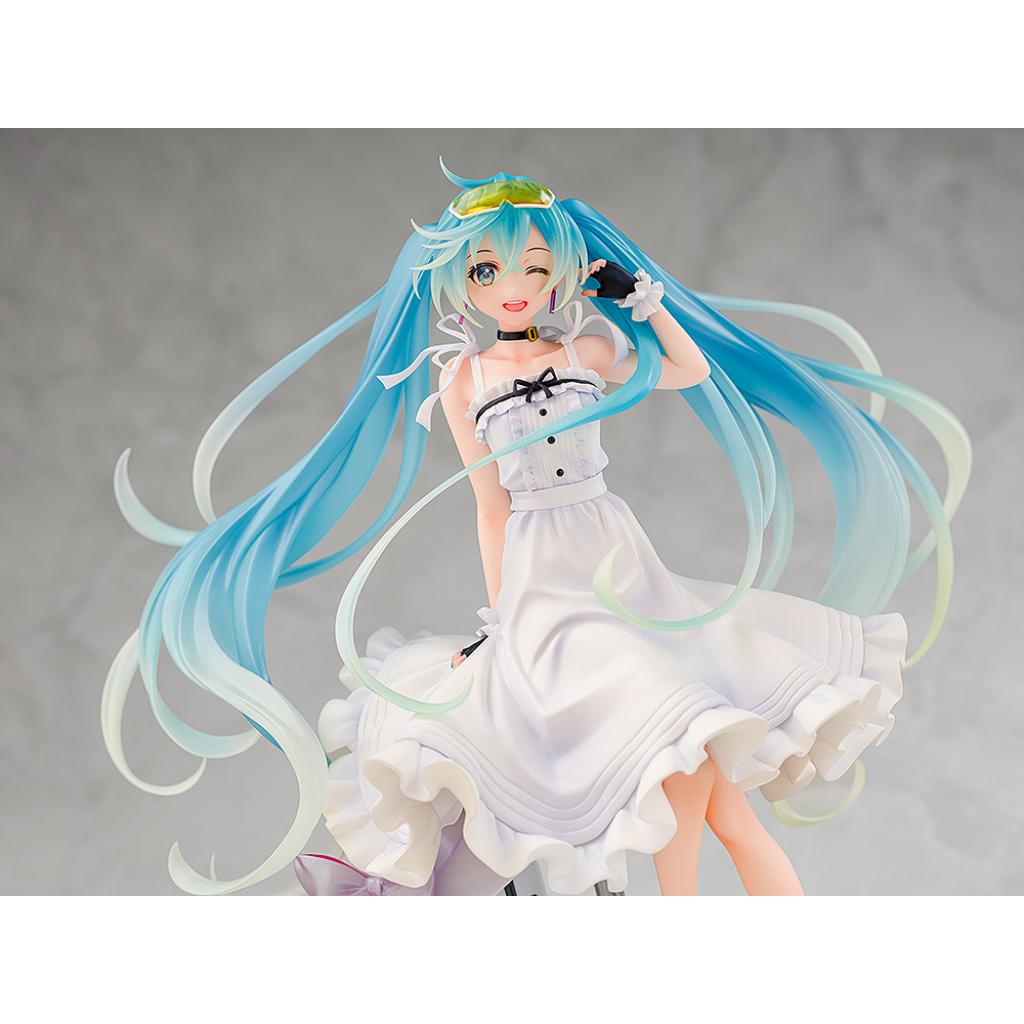 Racing Miku 2021: Vacation Style Ver. Figurine
