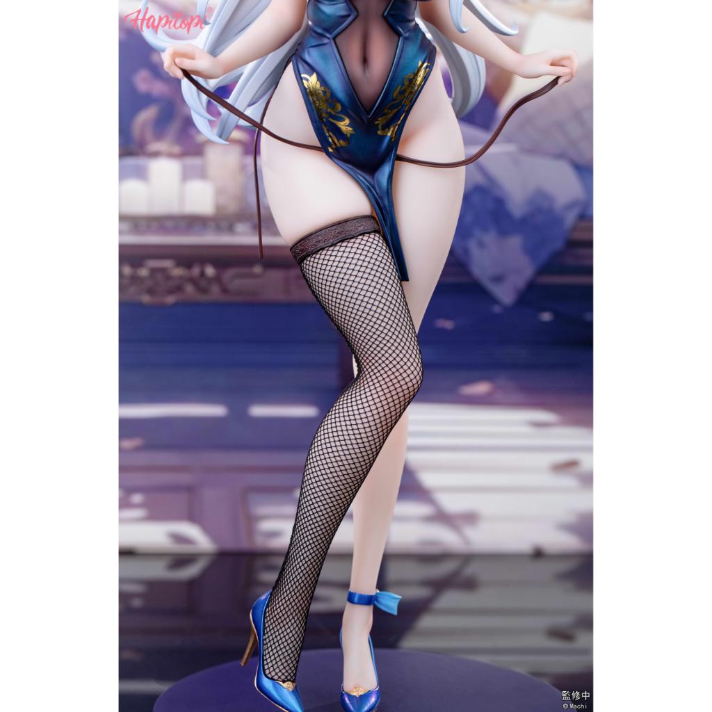Qi Kai De Sheng Bunny Girl Figurine Illustration By Machi