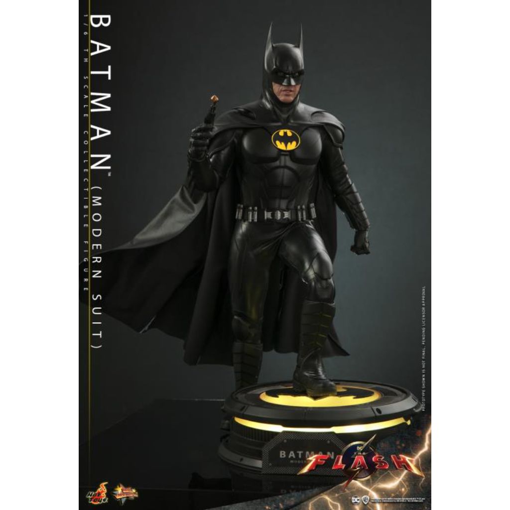 MMS712 The Flash - 1/6th scale Batman (Modern Suit)