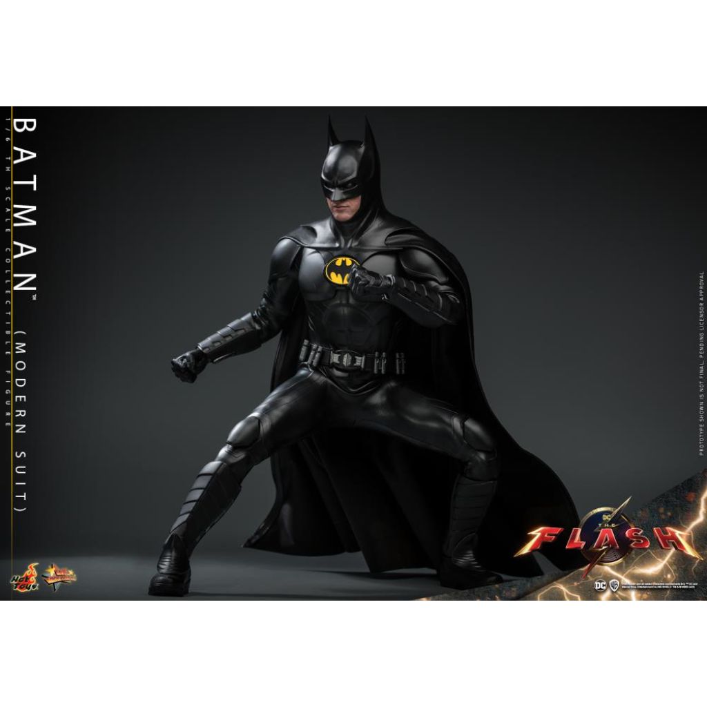 MMS712 The Flash - 1/6th scale Batman (Modern Suit)