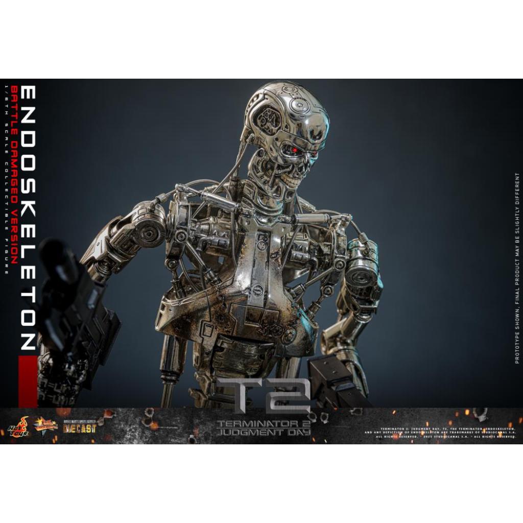 MMS840D77 - Terminator 2: Judgment Day - 1/6th scale Endoskeleton (Battle Damaged Version) Collectible Figure