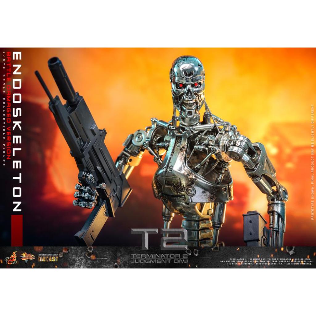 MMS840D77 - Terminator 2: Judgment Day - 1/6th scale Endoskeleton (Battle Damaged Version) Collectible Figure