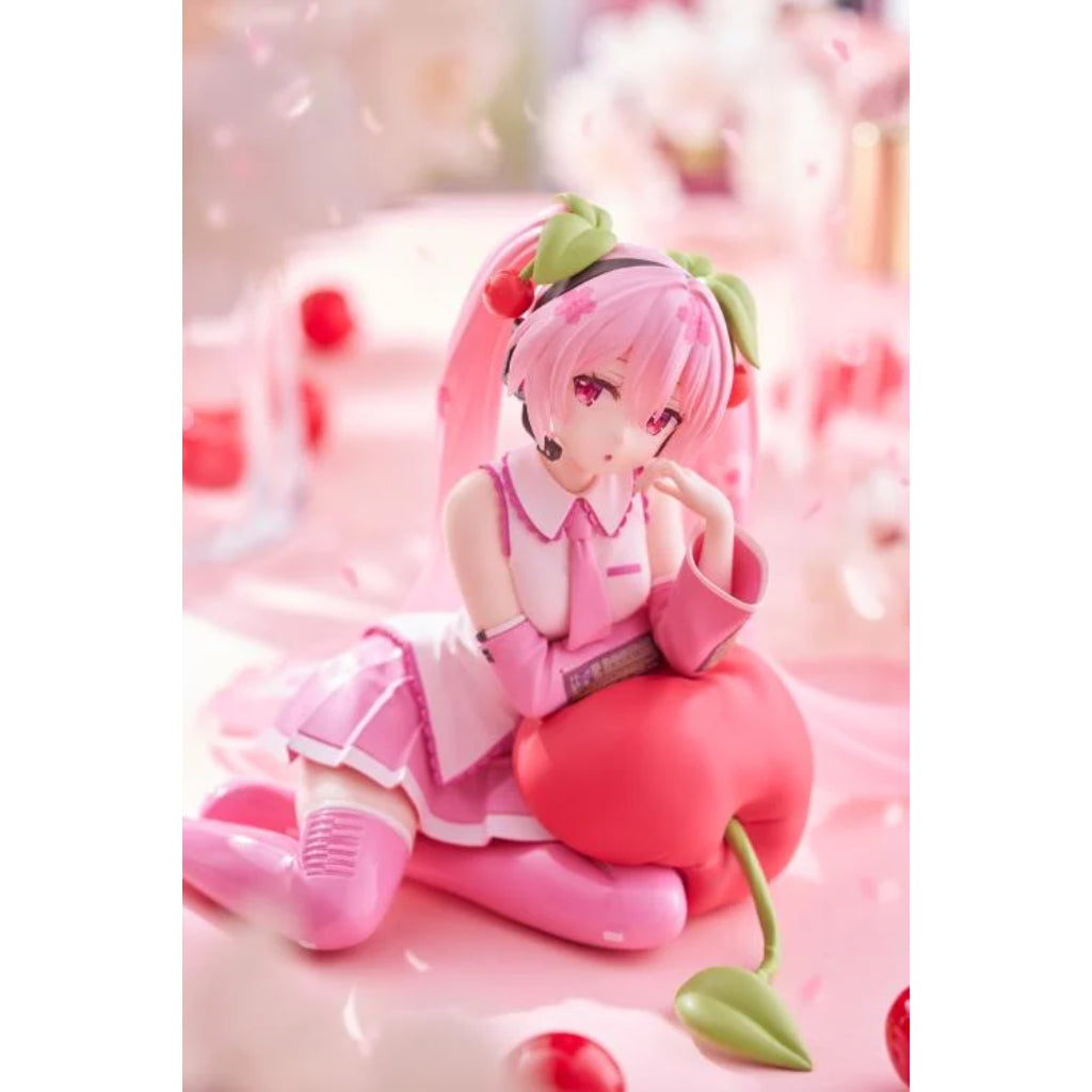 Taito Sakura Miku Cherry Cushion Ver Desktop Cute Figure