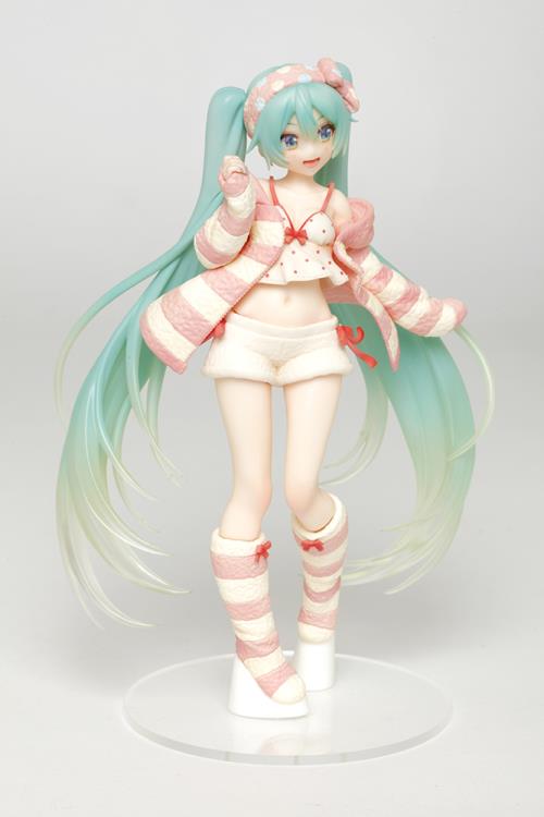 Taito Hatsune Miku Room Wear Ver Figure