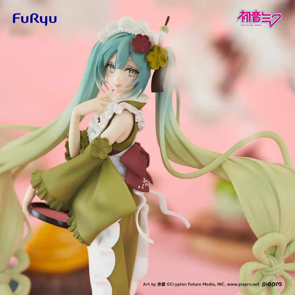 FuRyu Hatsune Miku Matcha Parfait Sakura Sweet Sweets Exceed Creative Figure