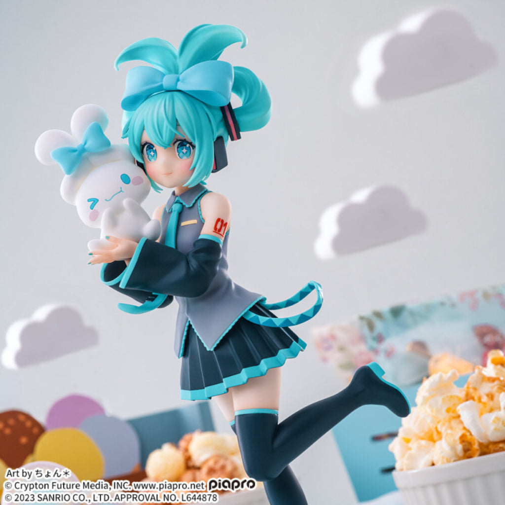 Sega Hatsune Miku x Cinnamoroll Luminasta Figure