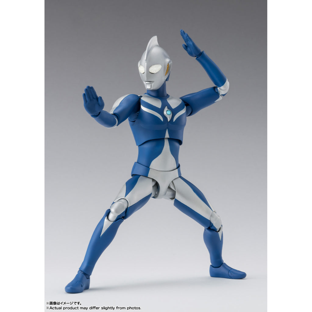 S.H.Figuarts Ultraman Cosmos Luna Mode