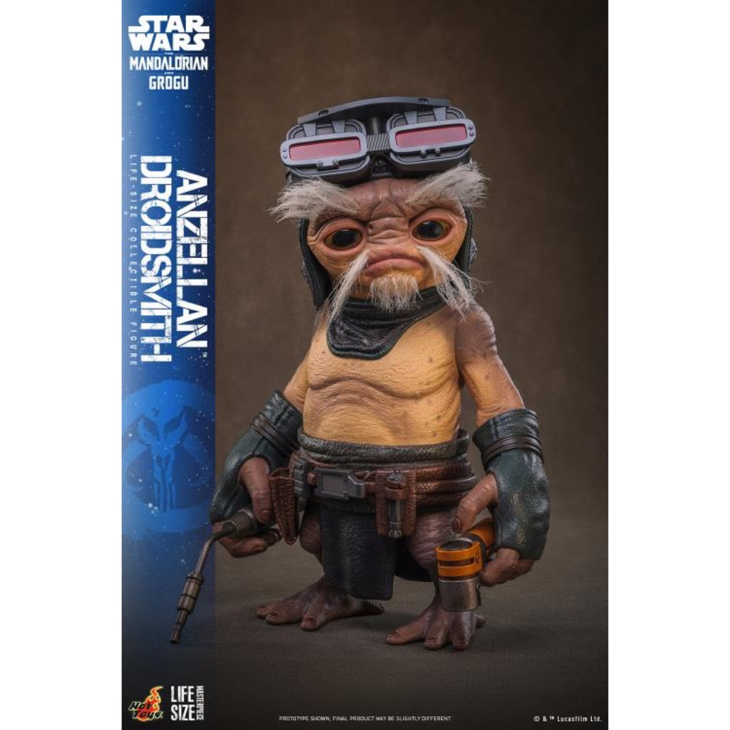 LMS017 The Mandalorian and Grogu - Anzellan Droidsmith Life-Size Collectible Figure