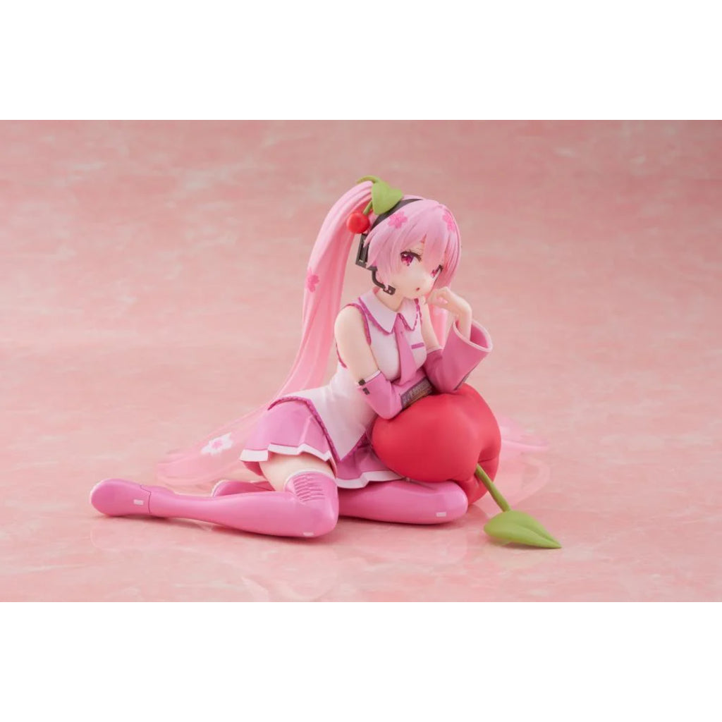 Taito Sakura Miku Cherry Cushion Ver Desktop Cute Figure