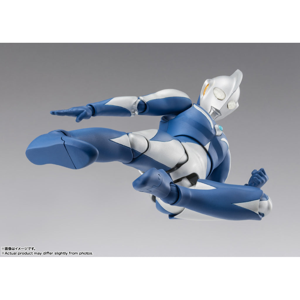 S.H.Figuarts Ultraman Cosmos Luna Mode