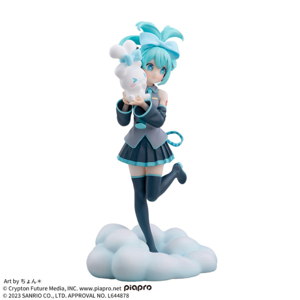 Sega Hatsune Miku x Cinnamoroll Luminasta Figure