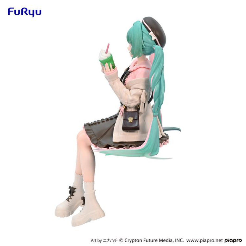 FuRyu Hatsune Miku Autumn Date Noodle Stopper Figure