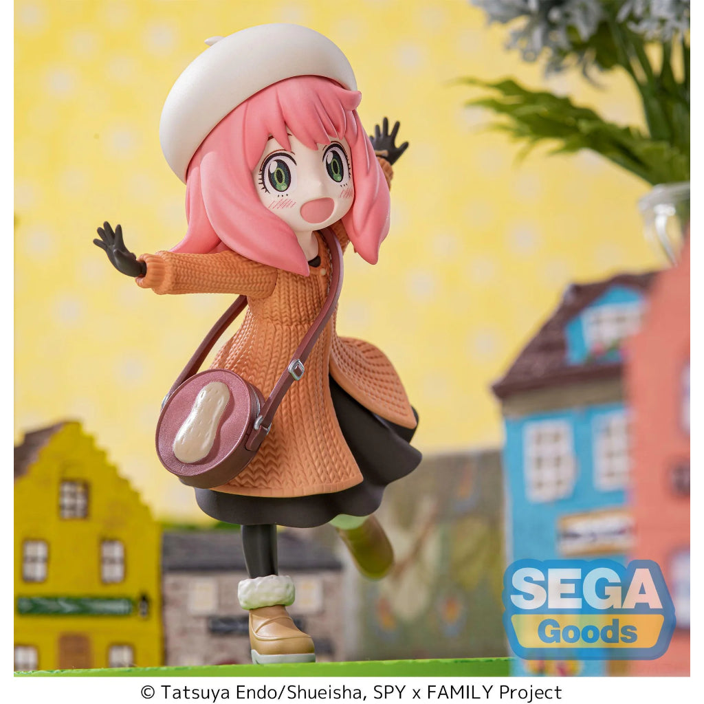 Sega Anya Forger Outing Ver Luminasta Spy x Family Figure