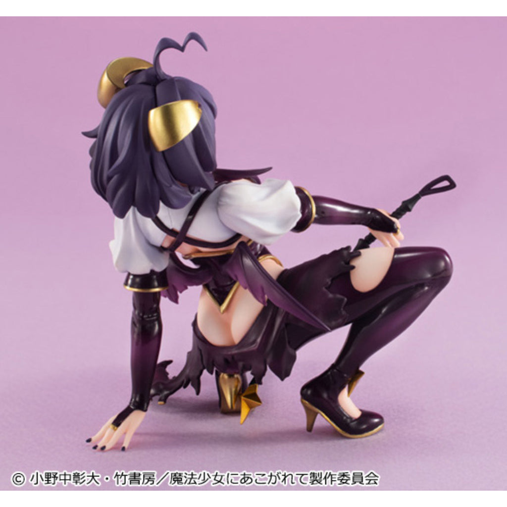 Melty Princess Gushing Over Magical Girls - Palm Size Magia Baiser