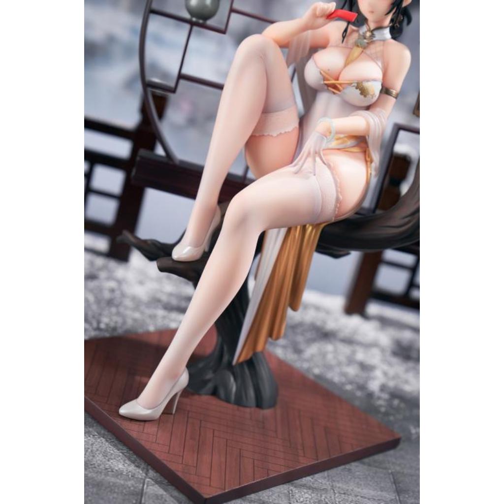 Xiami China Dress Step On Snow Ver. Figurine